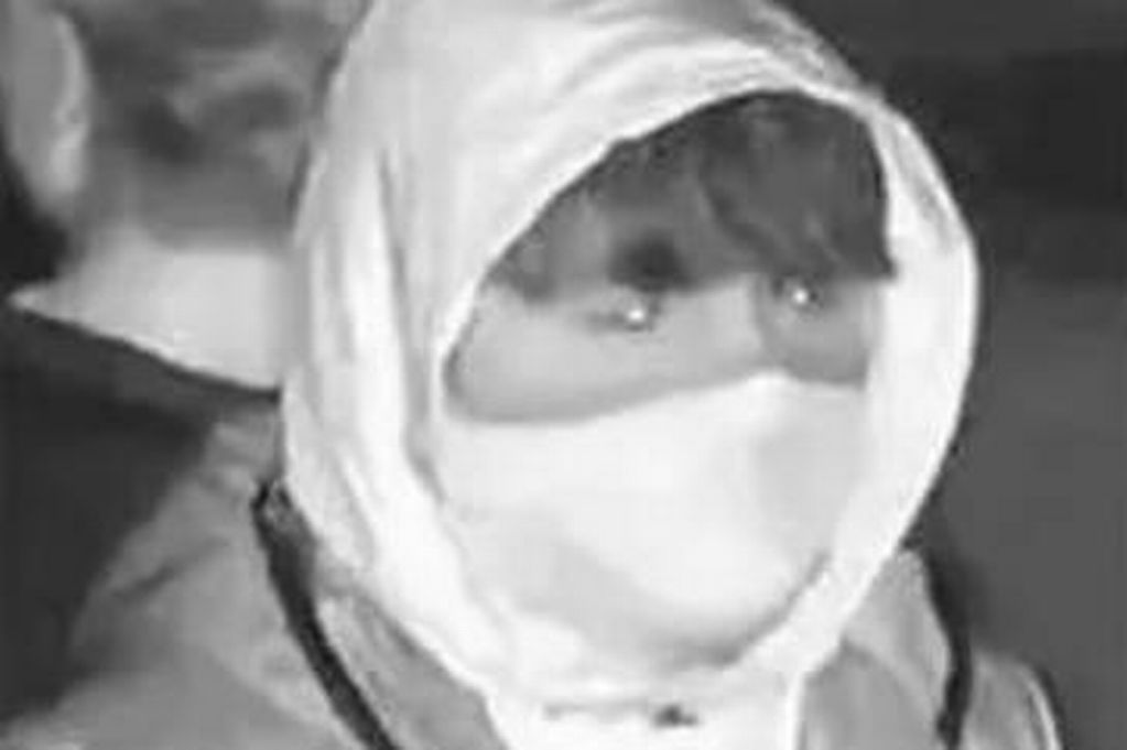 Burnley'de Havai Fişek Dehşeti: 4 Yaşındaki Çocuk Kritik Durumda