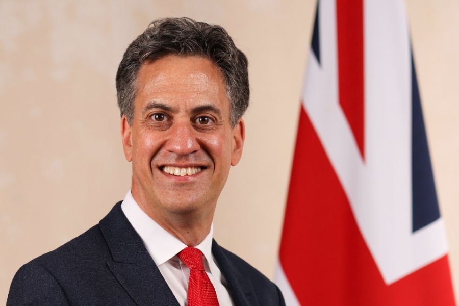 Enerji Bakanı Miliband: "Nükleer Rönesansı İnşa Ediyoruz"