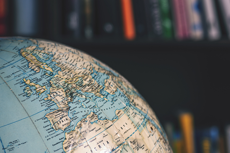 SFO, 24 Yıl Sonra E-Posta Dolandırıcılığı Mağdurlarına 400.000 Sterlin İade Etti