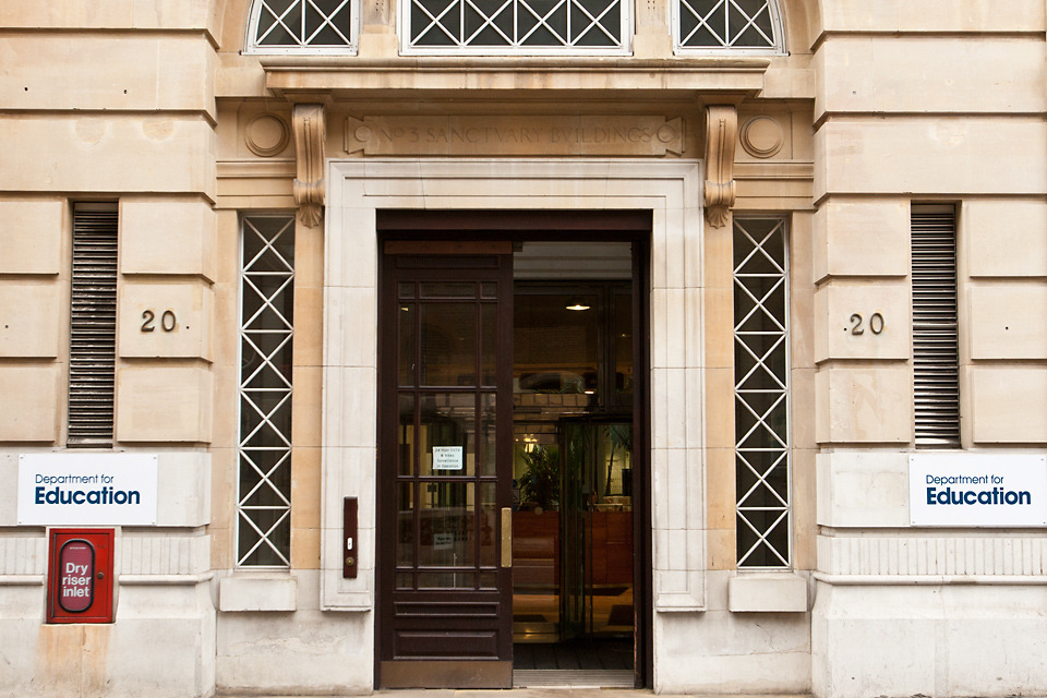 İngiltere, Eğitim İhracatını 40 Milyar Sterline Çıkarmak İçin Yeni Stratejiyi Açıkladı